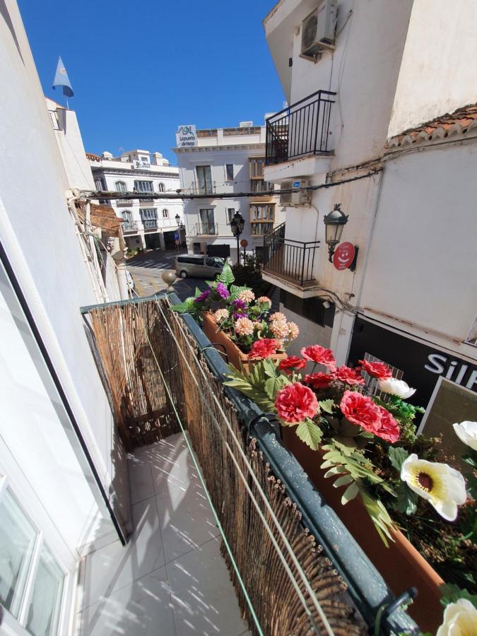 Apartamentos Eduardo Rico Nerja Buitenkant foto
