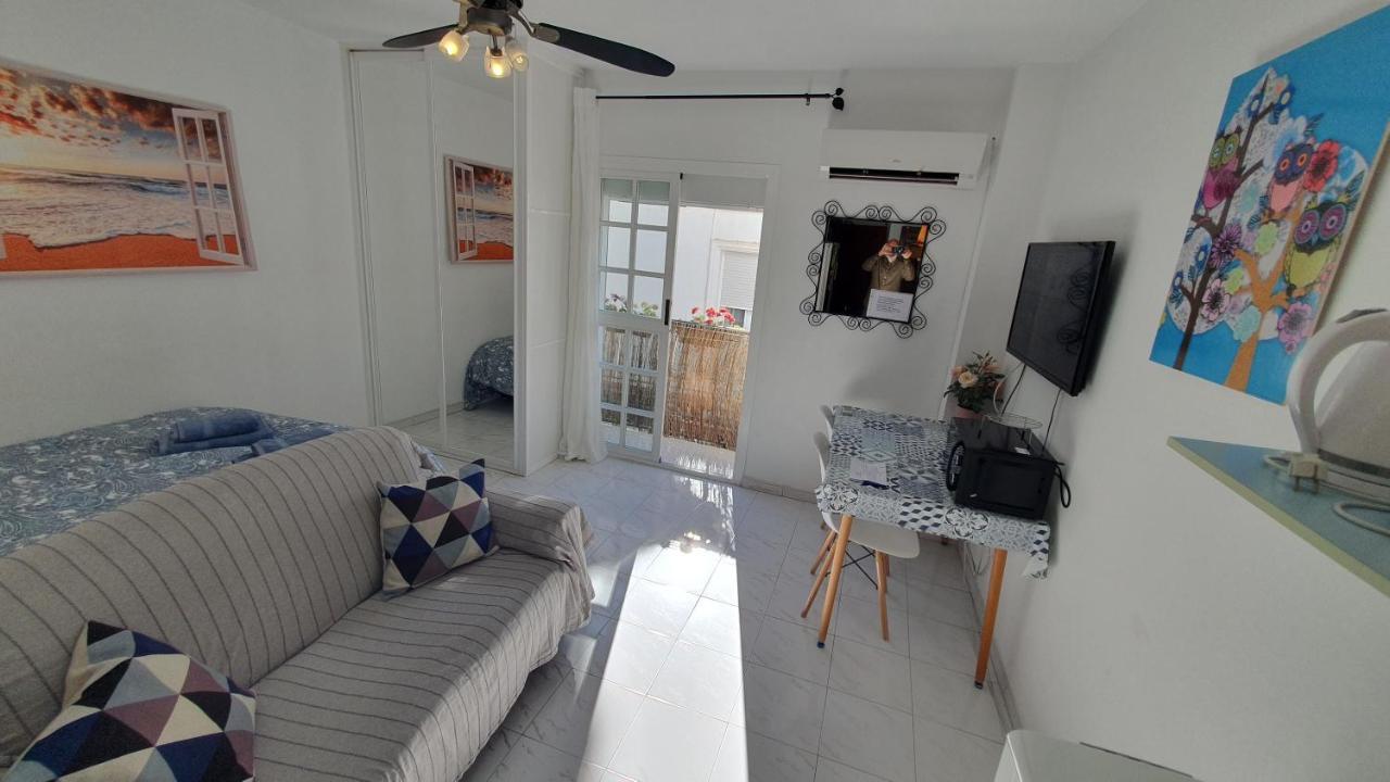 Apartamentos Eduardo Rico Nerja Buitenkant foto