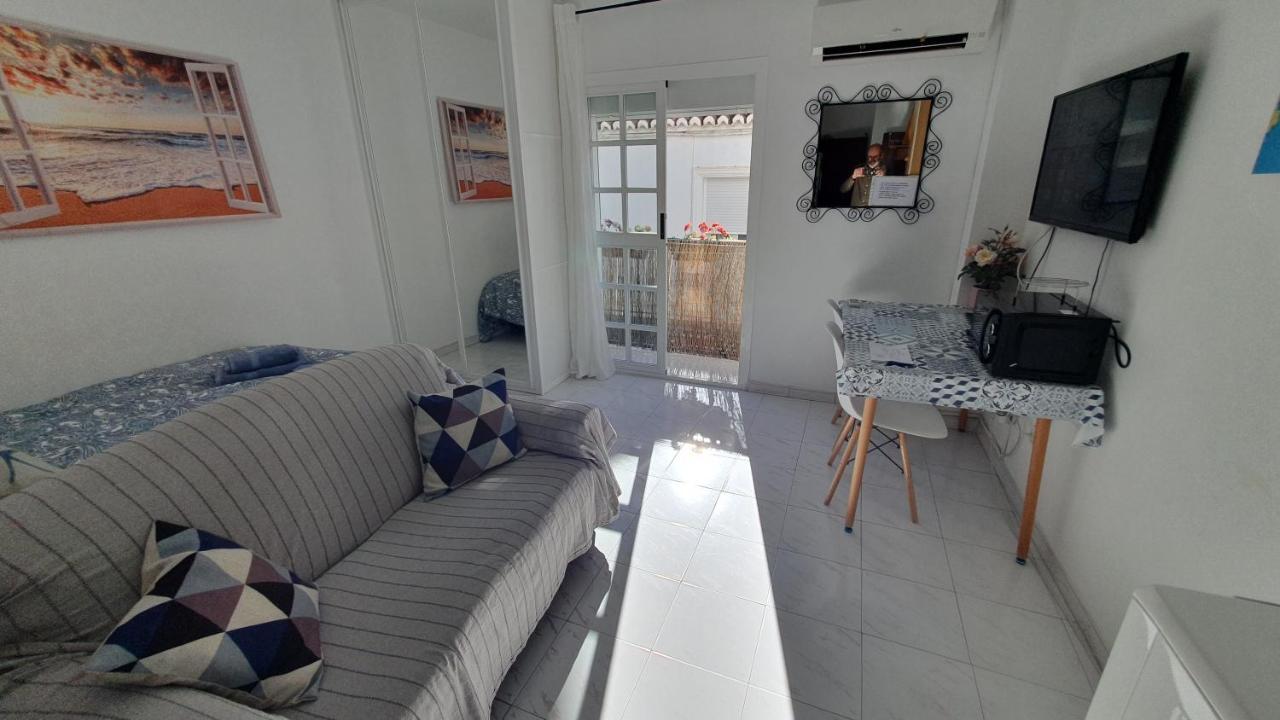 Apartamentos Eduardo Rico Nerja Kamer foto